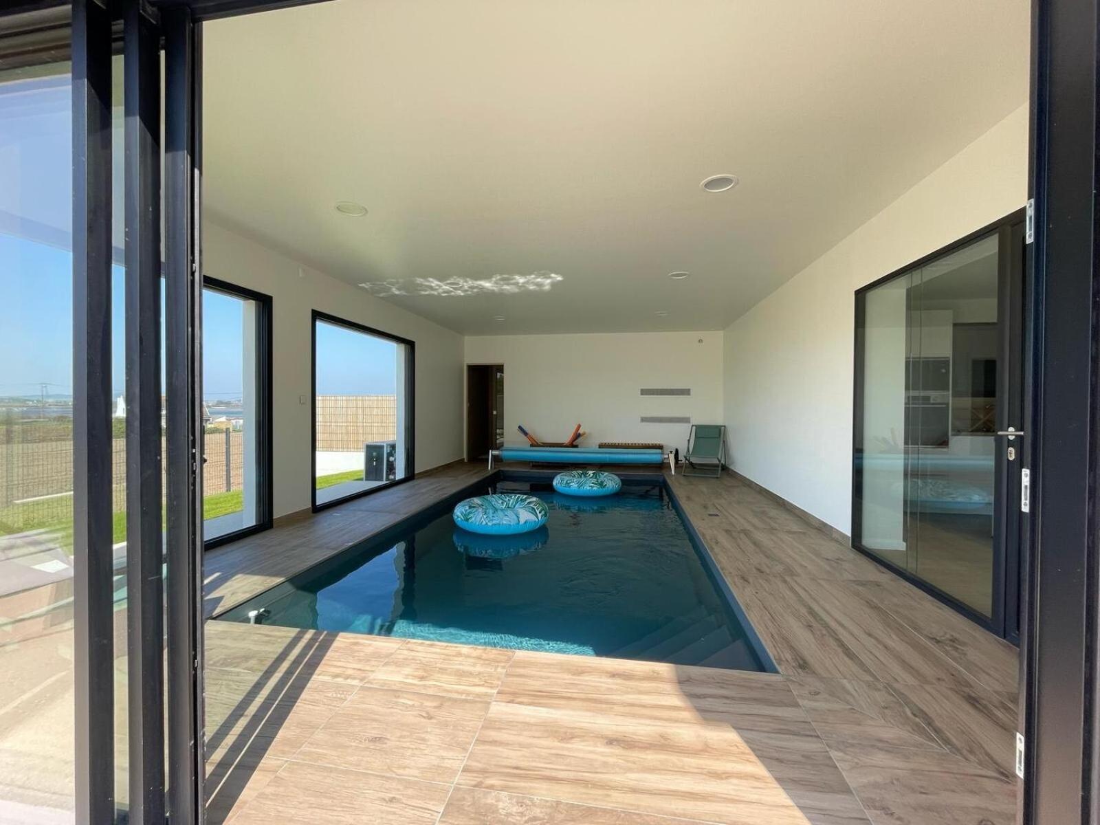Magnifique Maison Vue Mer Avec Piscine Interieure Carantec Bagian luar foto